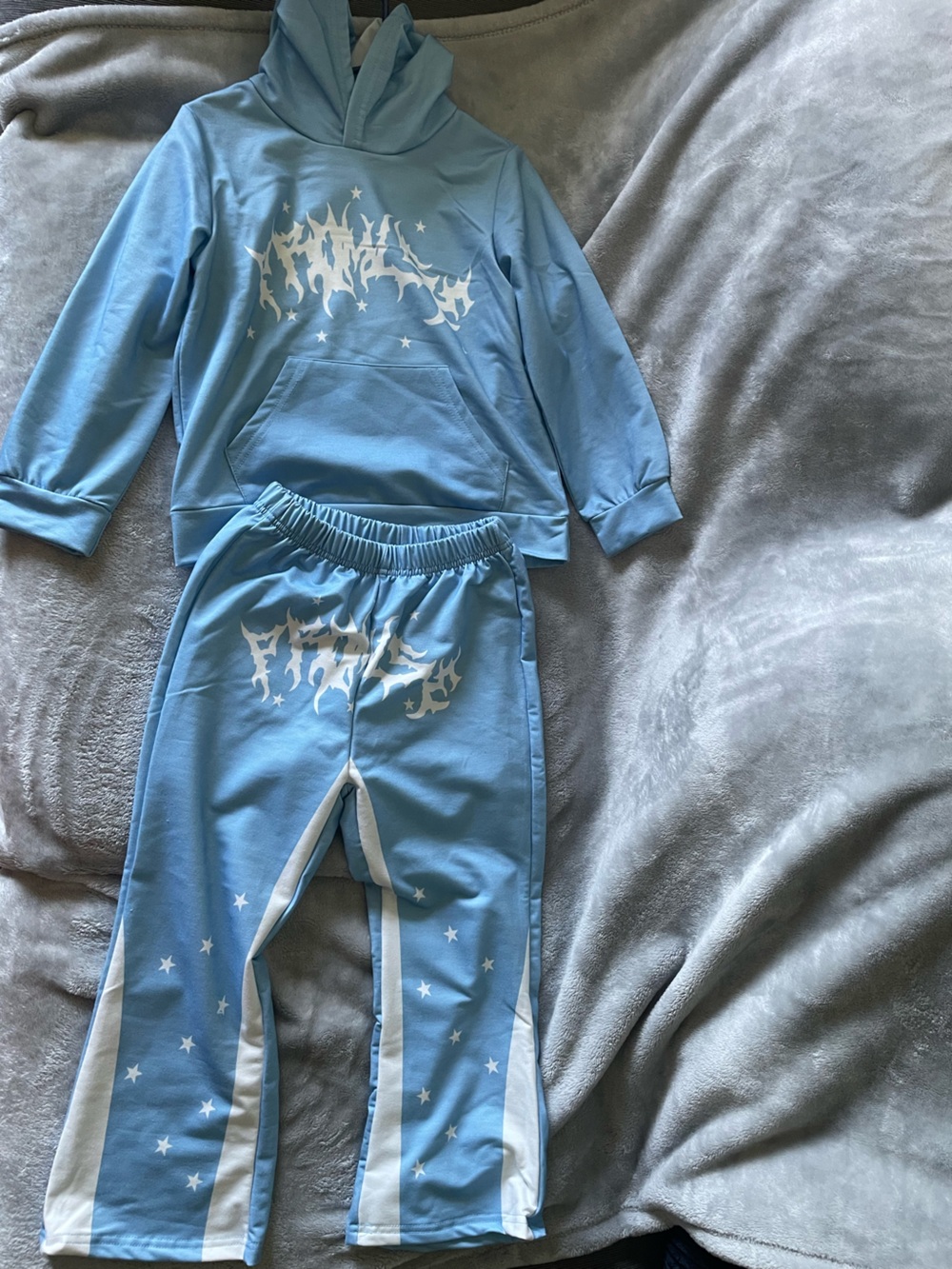 SHEIN Light Blue Kids Hoodie Pajama Set with White Star & Flame Print